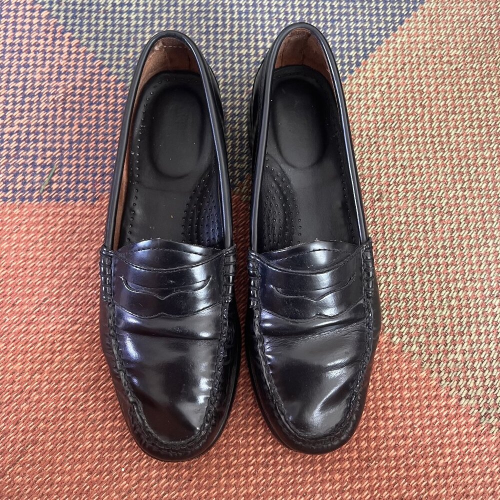 G.H. Bass Womens Whitney Weejuns Loafer in Black
